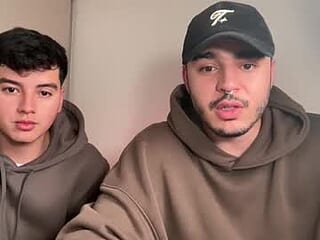 nextdoorguys live webcam thumbnail
