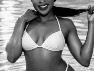 NiaLong21_ live webcam thumbnail