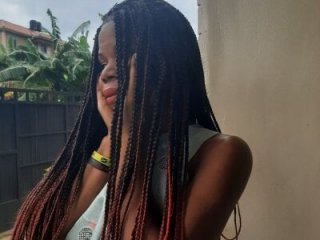 NicRaisaa live webcam thumbnail