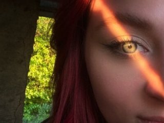 NicolBlow live webcam thumbnail