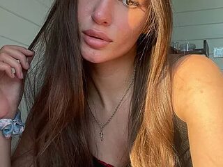 NicoleWells22 live webcam thumbnail