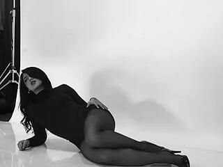 Nicolegh_ live webcam thumbnail