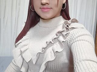 Nicolehplfx live webcam thumbnail