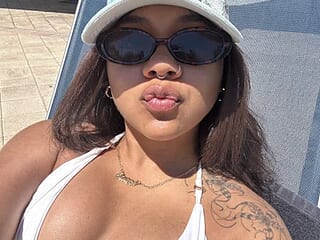 Nikitalove__ live webcam thumbnail