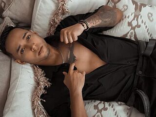 NikoHank_ live webcam thumbnail