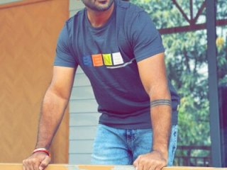 Nil_Talreja live webcam thumbnail