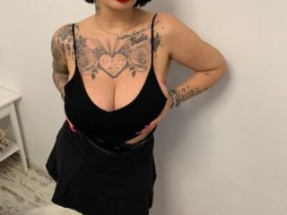 NinaVegas live webcam thumbnail