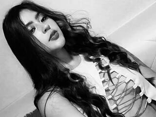Ninadeluxe live webcam thumbnail