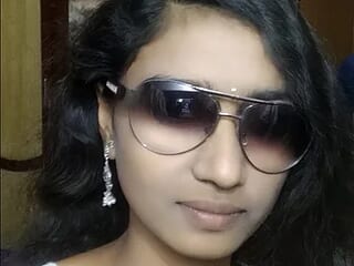 Nishmita1 live webcam thumbnail