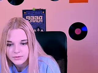 nicole_bright live webcam thumbnail