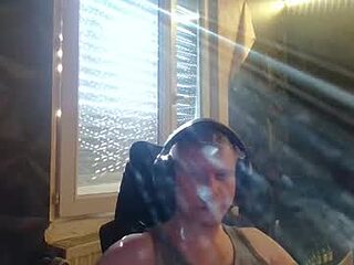 niglo620 live webcam thumbnail