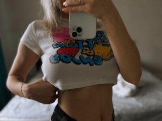 niki7377 live webcam thumbnail