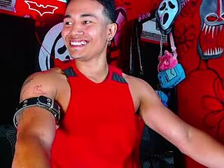 nikkithebeastxx live webcam thumbnail