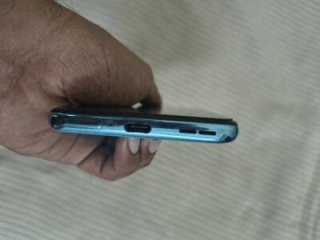 nivedthomas01 live webcam thumbnail