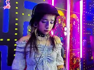nixzdolls live webcam thumbnail
