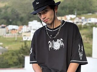 Noah_and_Steven live webcam thumbnail