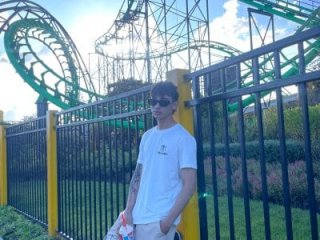 Noah_milleer live webcam thumbnail
