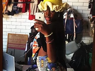 Noella9 live webcam thumbnail