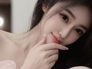 NolanMia live webcam thumbnail