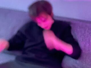 Nolan_Sagee live webcam thumbnail