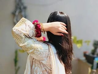 Noor_Zarin27 live webcam thumbnail