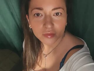 NoraMilf live webcam thumbnail