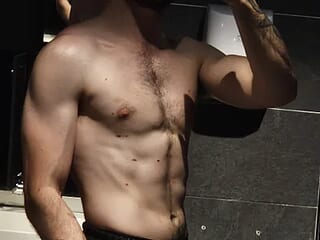 Norm6lc0ck live webcam thumbnail