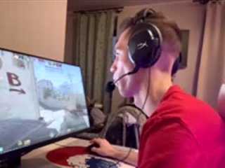 nocaps111 live webcam thumbnail