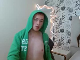 nooah_tay live webcam thumbnail