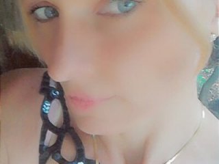 noordwesblond82 live webcam thumbnail