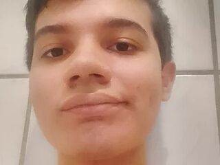 novinho-bundudo live webcam thumbnail