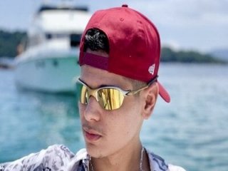 novinho242k live webcam thumbnail