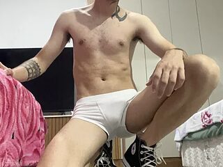 novinho_gostoso_safado live webcam thumbnail