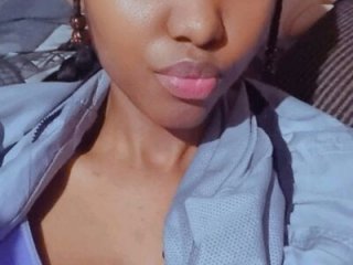 NubianScarlett live webcam thumbnail