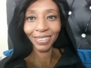 Nubiangiggles live webcam thumbnail