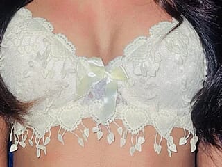NudeDancingqueen live webcam thumbnail