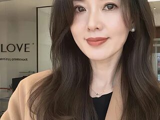 nuanuanbaobei live webcam thumbnail