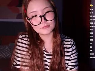 nullgirll live webcam thumbnail