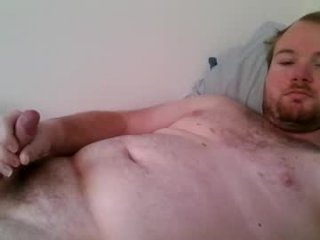 nutsnbolts95 live webcam thumbnail