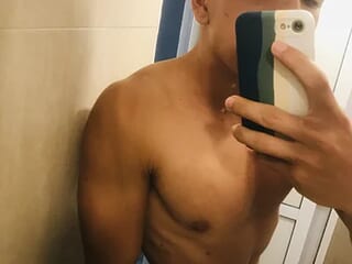 NycksonRoycesexy live webcam thumbnail