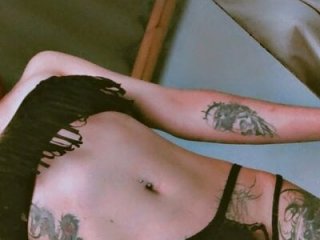 Nyx_Moon live webcam thumbnail