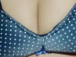 officequeen live webcam thumbnail