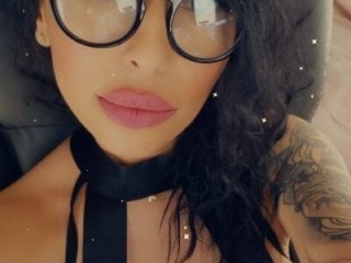 oh_julya live webcam thumbnail