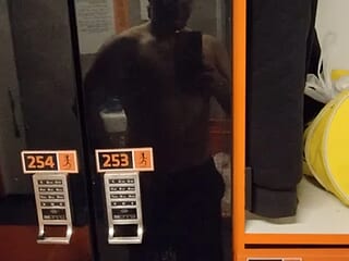 Oktay36 live webcam thumbnail