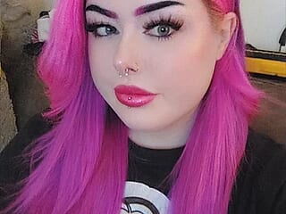okayyyhoney live webcam thumbnail