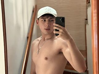 OLIVER_K live webcam thumbnail