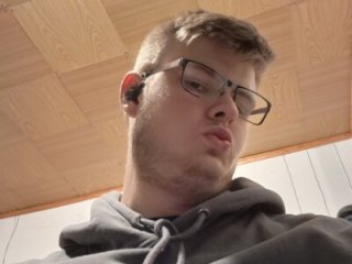 Oli0203@xh live webcam thumbnail