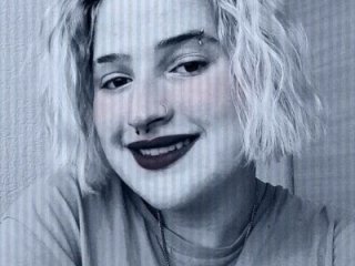 Olivia_Quinns live webcam thumbnail