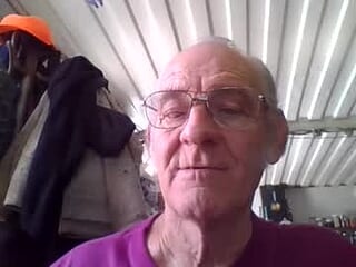 oldman1154565 live webcam thumbnail