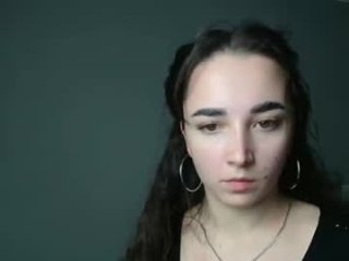 olivia_oliv live webcam thumbnail